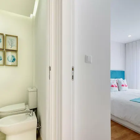 Whome | Paco D'arcos & Beach *
